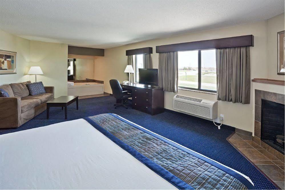 Americinn By Wyndham Lincoln South Extérieur photo